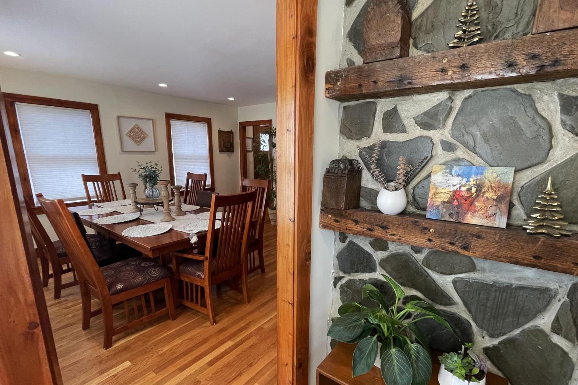 Holiday home Large, Comfortable & Conveniently Located *