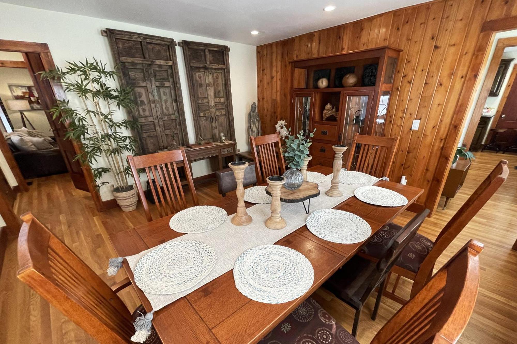 Large, Comfortable & Conveniently Located Holiday home