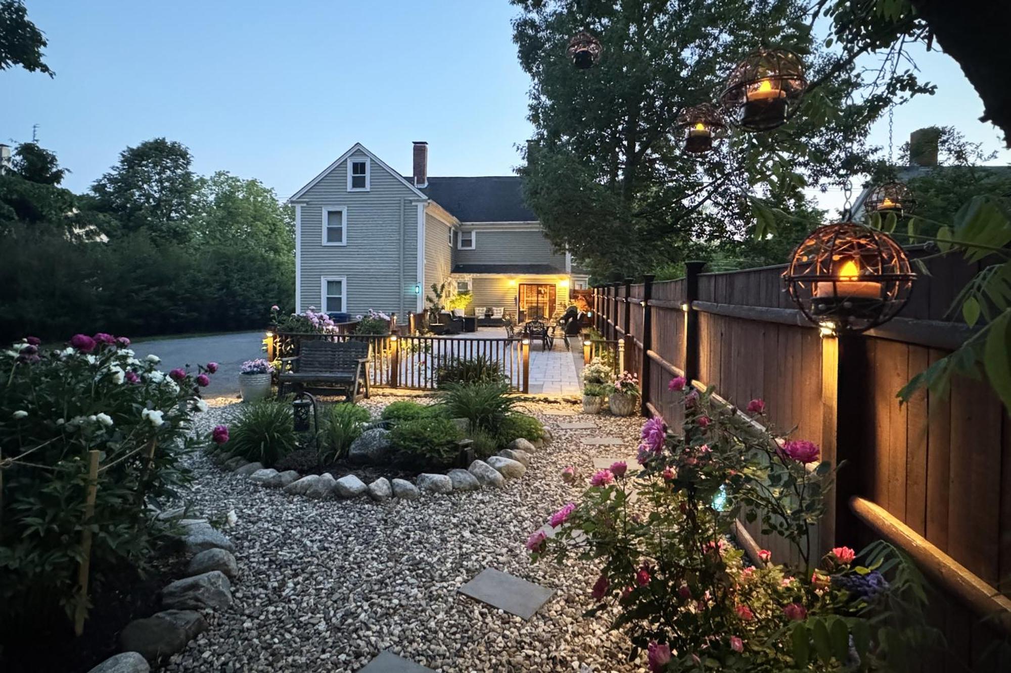 Large, Comfortable & Conveniently Located * Danvers